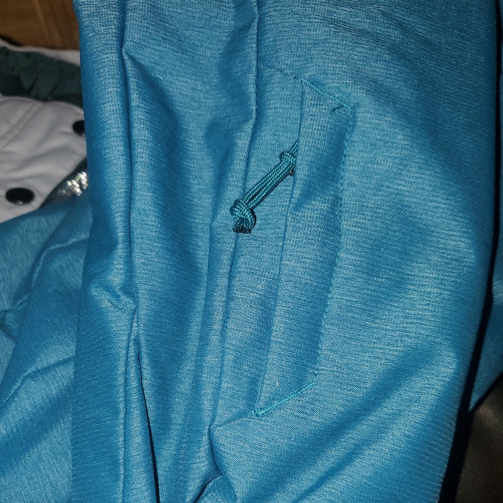 Coat - Picture 3 of 4